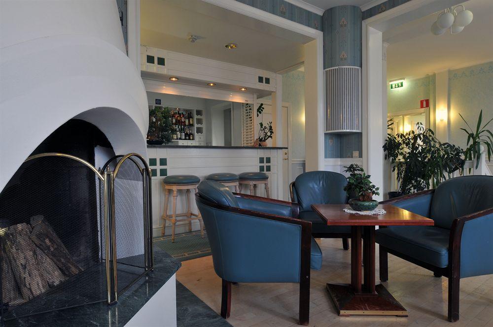 Hotel Vinterpalatset Кіруна Екстер'єр фото